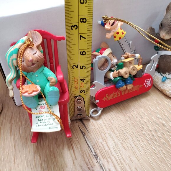 Vtg Lot of 10 Christmas Figurines Statues Holiday Ornaments Table Decor Santa - Picture 3 of 16